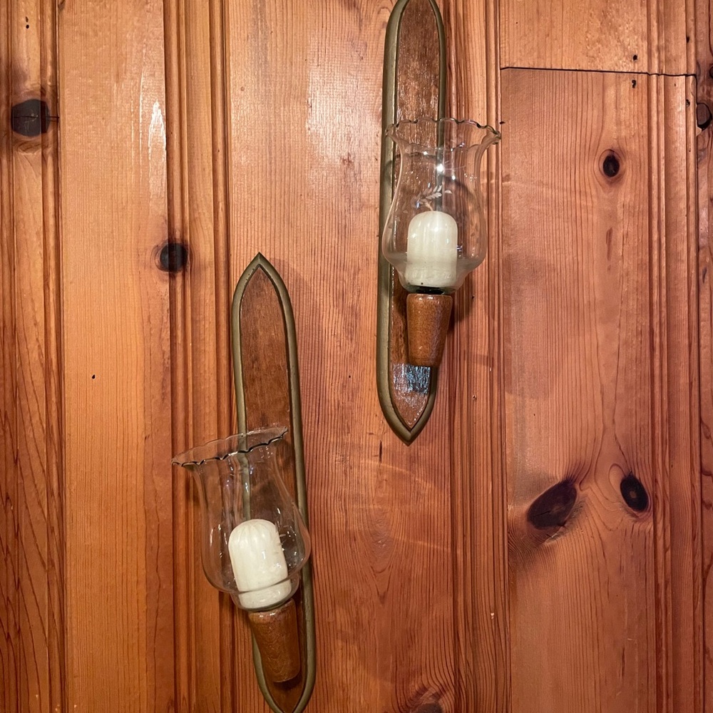 Wood wall sconces with glass bowl and candles
